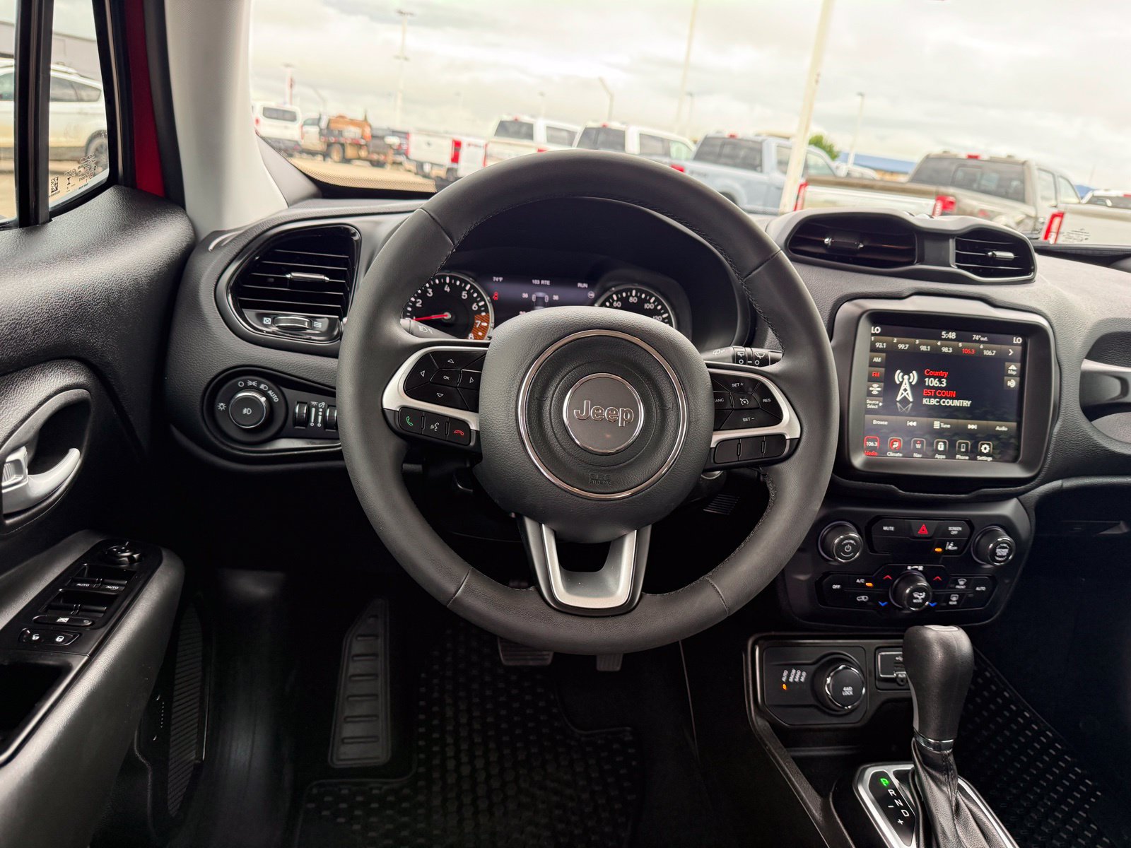 Used 2023 Jeep Renegade Altitude AWD/4WD image 12