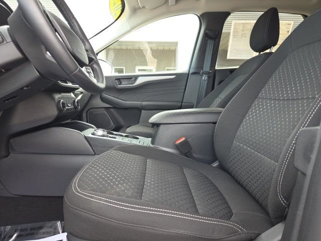 Certified 2023 Ford Escape Active AWD/4WD image 9