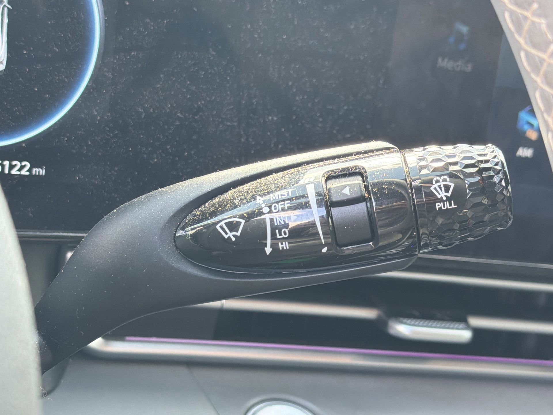 Used 2024 Hyundai Elantra SEL w/ Convenience Package image 23