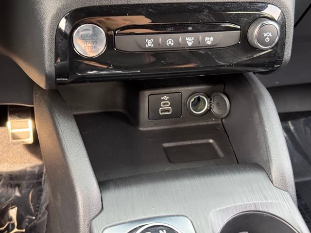 Certified 2024 Ford Escape ST-Line w/ Tech Pack #1 AWD/4WD image 14