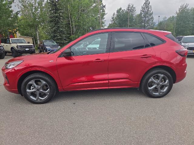 Certified 2024 Ford Escape ST-Line w/ Tech Pack #1 AWD/4WD image 5