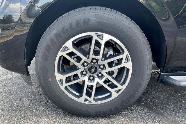 Certified 2026 Ford Expedition Active RWD image 9