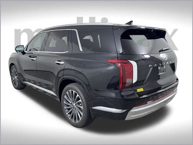 Used 2024 Hyundai Palisade Calligraphy image 12