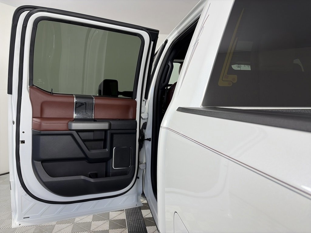 Certified 2022 Ford F350 Platinum image 12