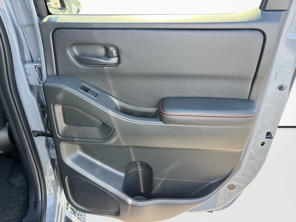 Used 2026 Nissan Frontier PRO-4X w/ Pro-4x Convenience Package AWD/4WD image 16