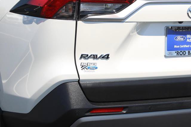Used 2021 Toyota RAV4 Limited AWD/4WD image 14
