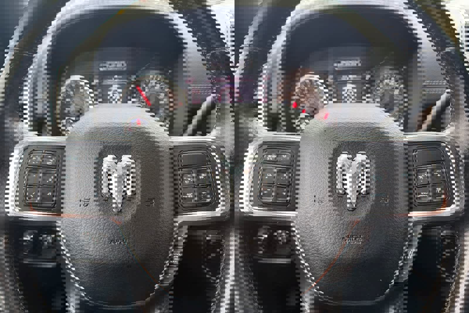 Used 2019 RAM 3500 Laramie image 21