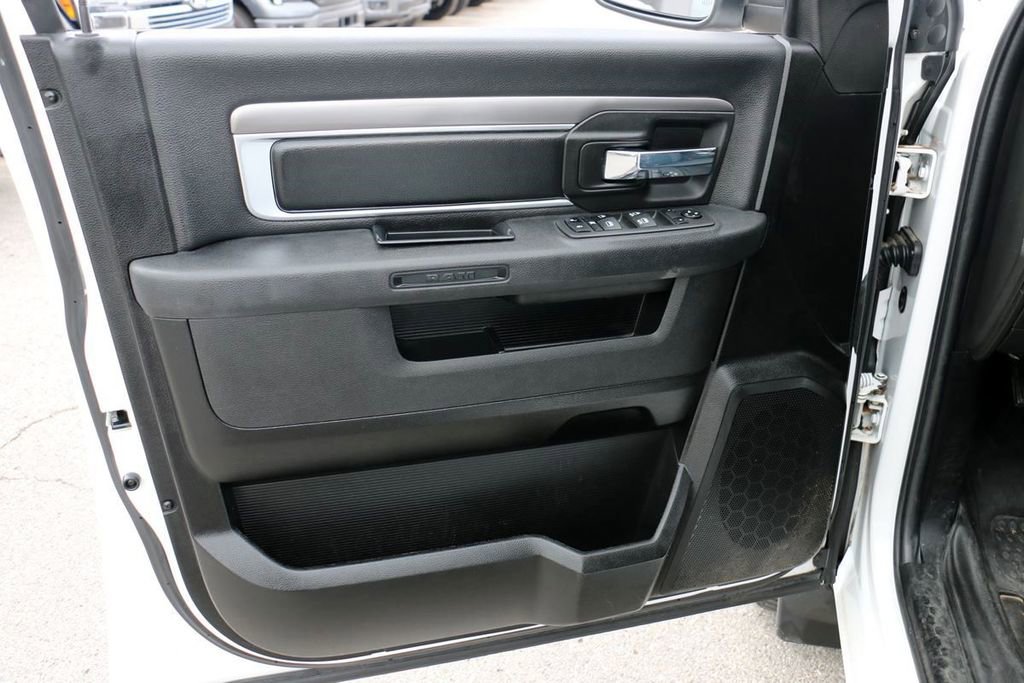 Used 2022 RAM 1500 Classic Warlock w/ Electronics Group image 11