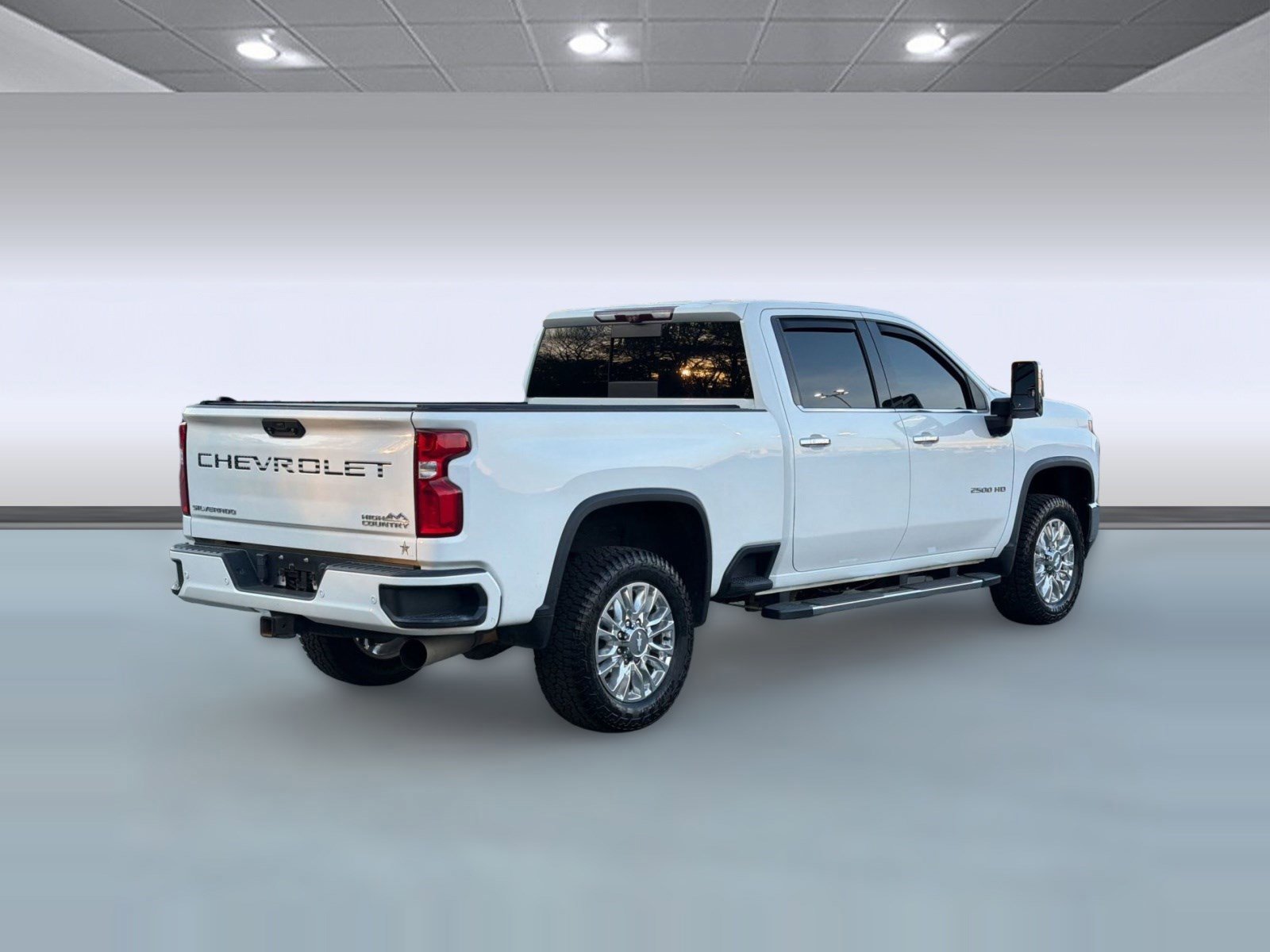 Used 2020 Chevrolet Silverado 2500 High Country w/ Technology Package image 5