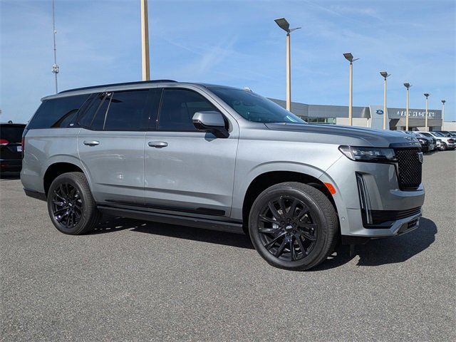 Used 2024 Cadillac Escalade Sport Platinum w/ LPO, ONYX Package image 8