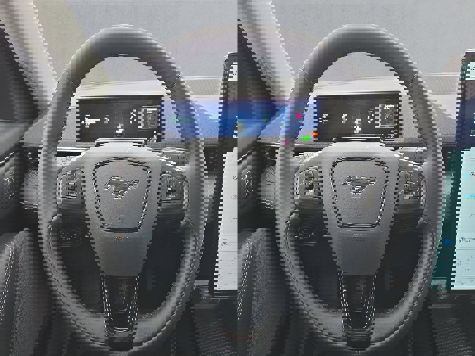 Certified 2025 Ford Mustang Mach-E Premium image 13