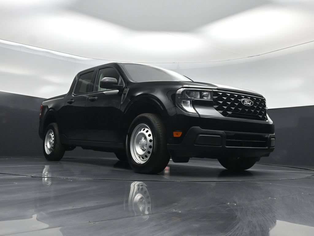 Certified 2025 Ford Maverick XL FWD image 40