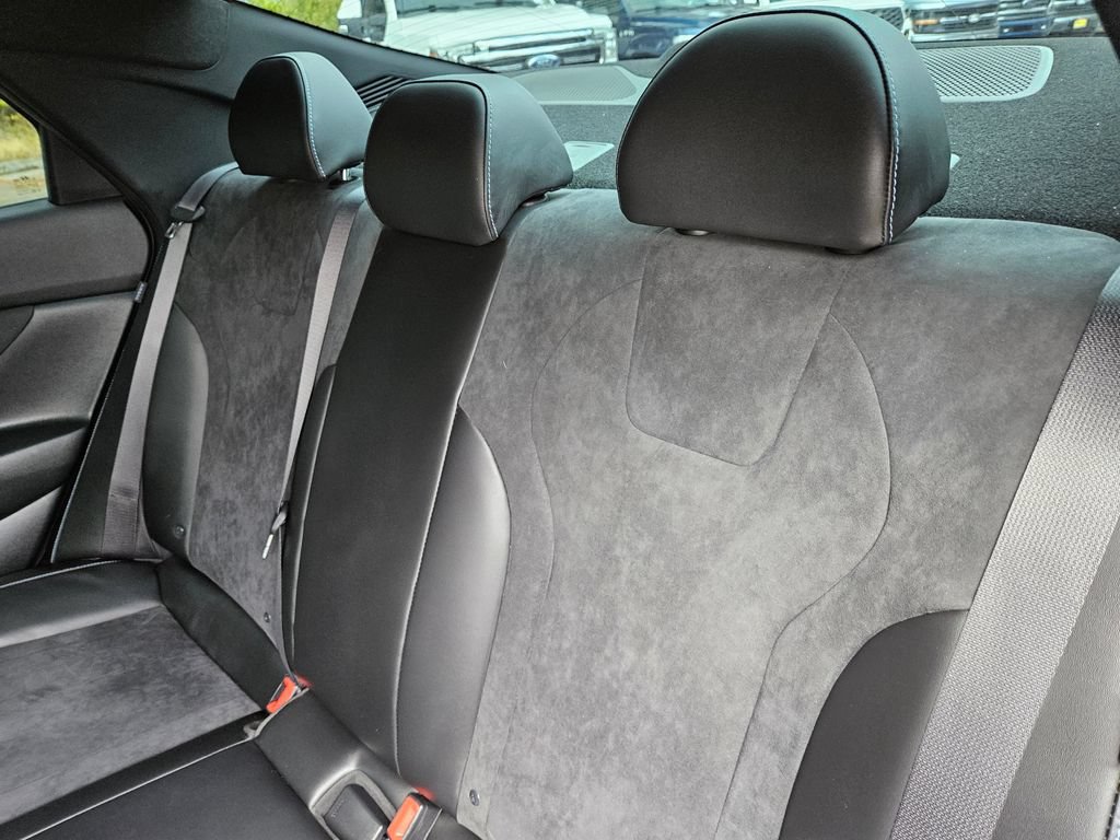 Used 2024 Hyundai Elantra N FWD image 12