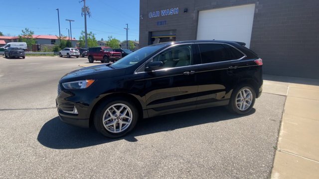 Certified 2024 Ford Edge SEL w/ Convenience Package AWD/4WD image 6
