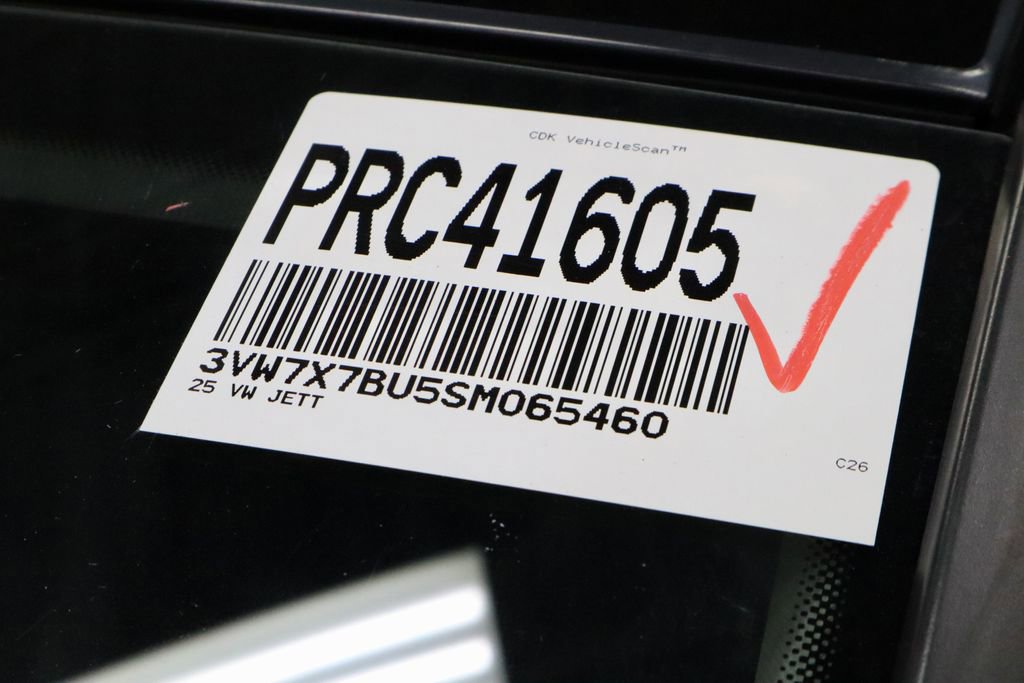 Used 2025 Volkswagen Jetta SE image 34