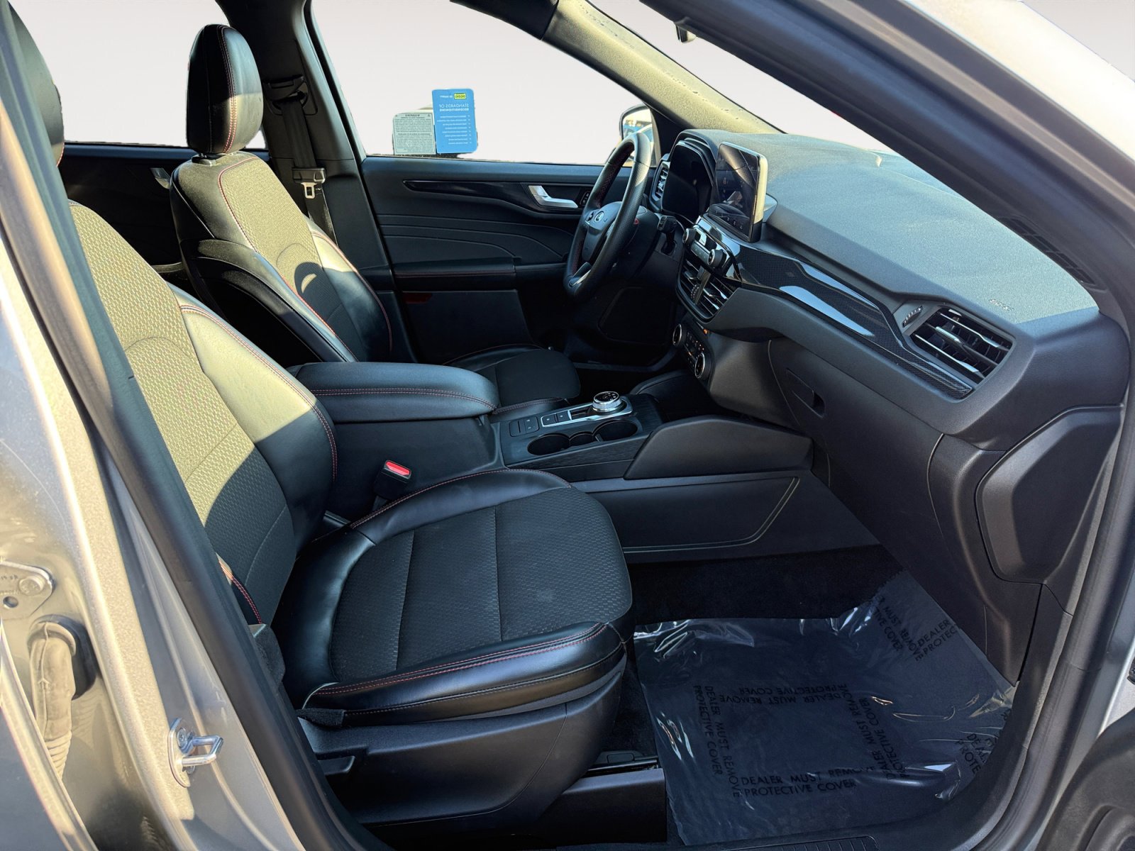Certified 2024 Ford Escape ST-Line AWD/4WD image 19
