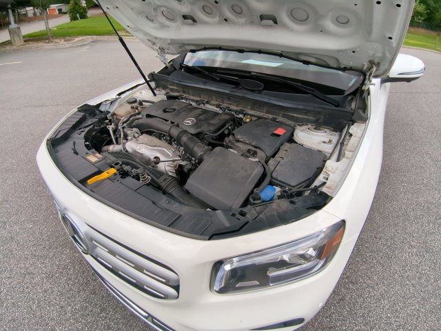 Used 2022 Mercedes-Benz GLB 250 4MATIC image 39