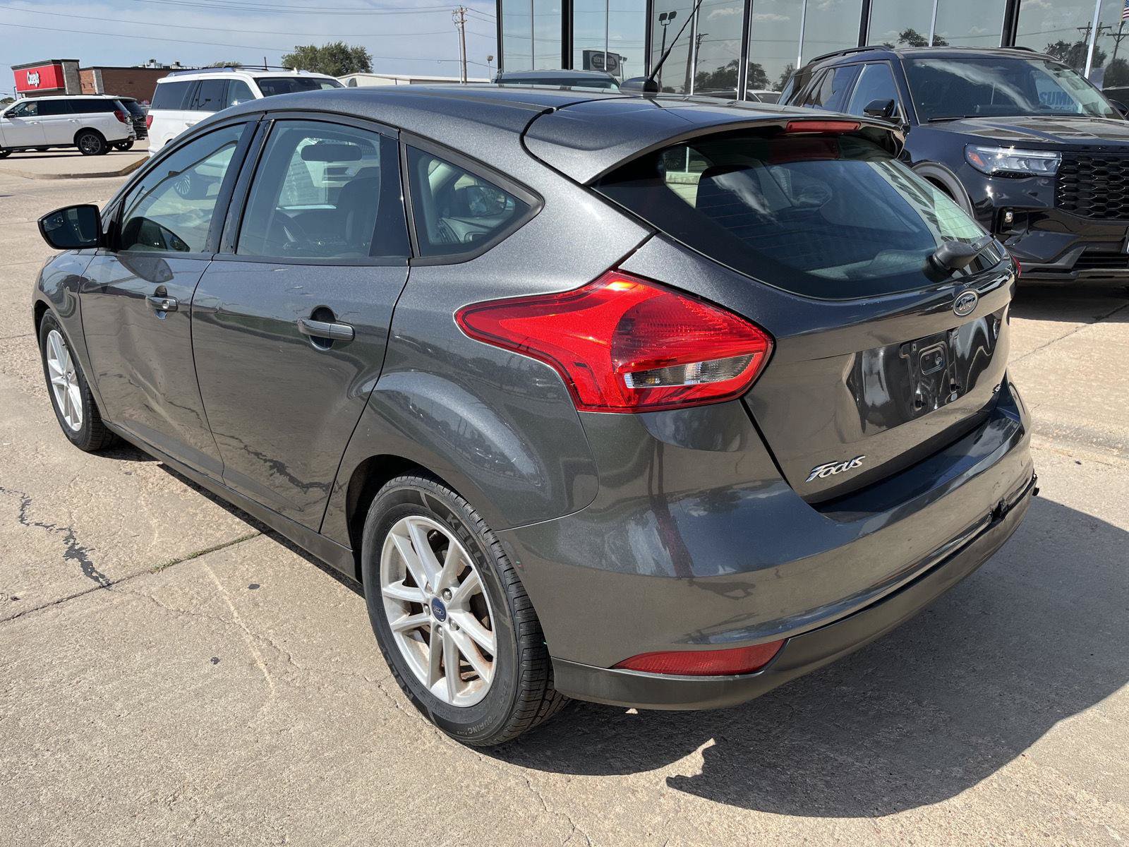 Certified 2018 Ford Focus SE FWD image 8