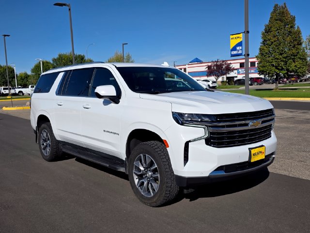 Used 2023 Chevrolet Suburban LT w/ Max Trailering Package AWD/4WD image 5
