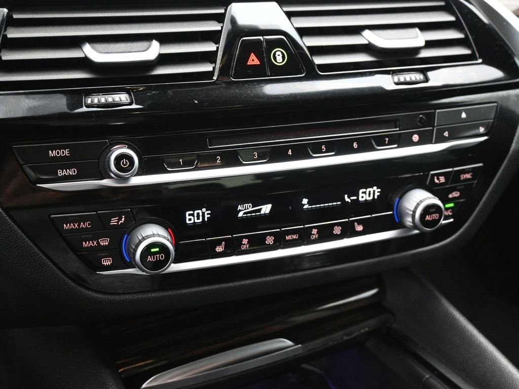 Used 2019 BMW 530e w/ Convenience Package image 17