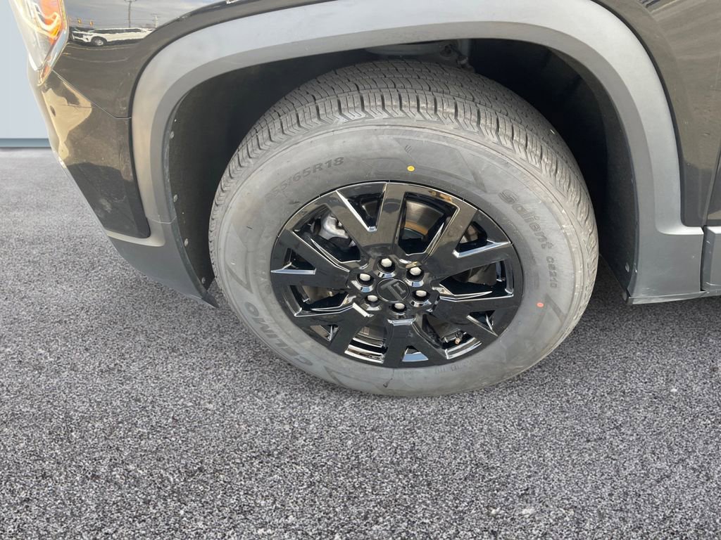 Used 2023 GMC Acadia SLT image 2