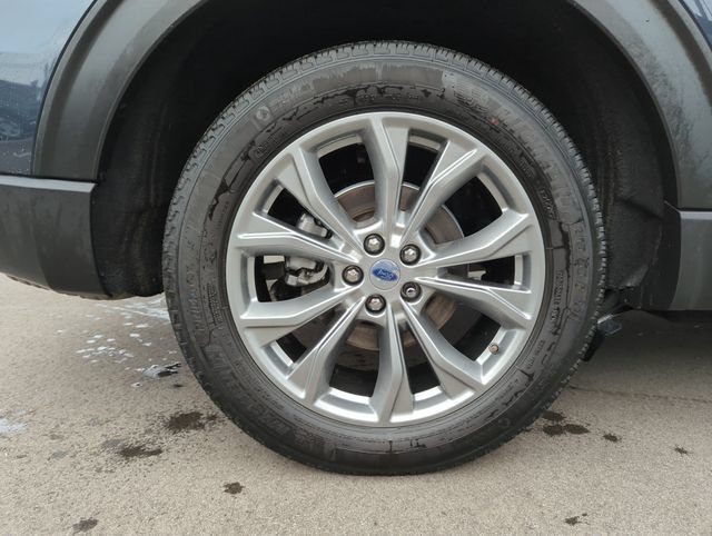 Certified 2023 Ford Explorer Limited w/ Limited Technology Package AWD/4WD image 12