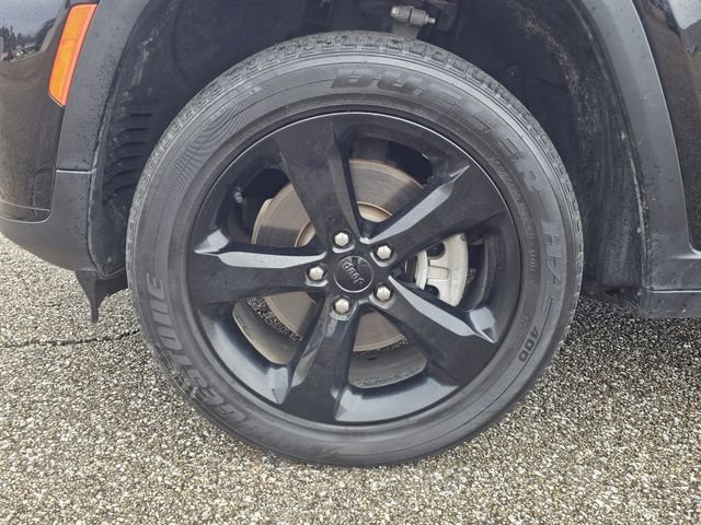 Used 2022 Jeep Grand Cherokee L Altitude image 32