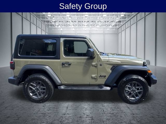 Used 2026 Jeep Wrangler Sport AWD/4WD image 6