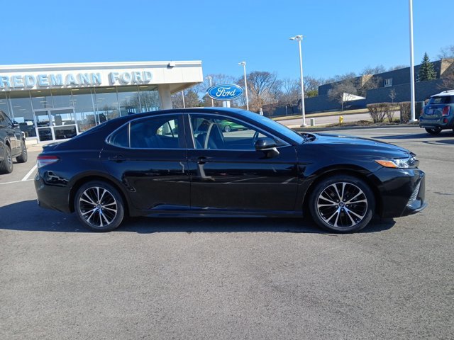 Used 2019 Toyota Camry SE image 5