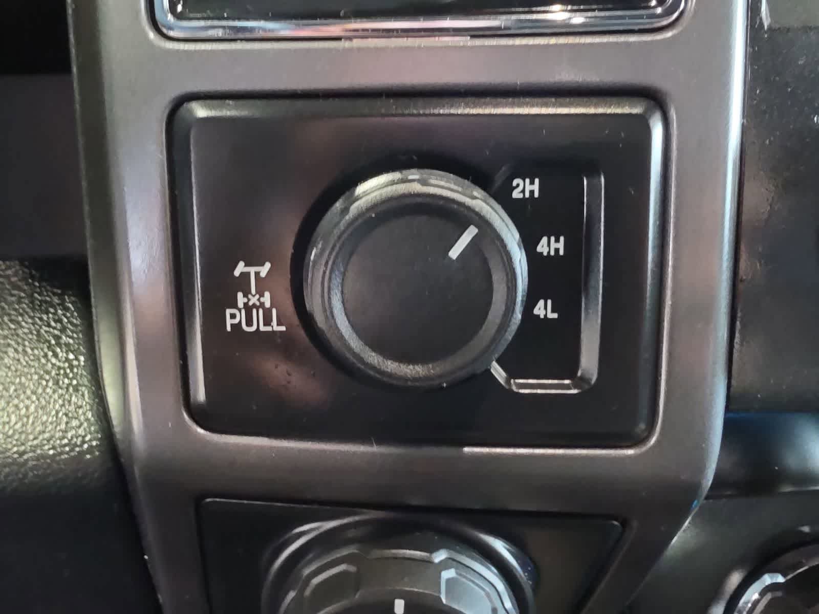 Certified 2019 Ford F150 XLT w/ Equipment Group 302A Luxury AWD/4WD image 24
