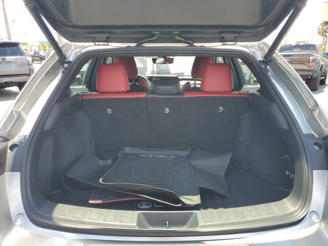 Used 2019 Lexus UX 200 F Sport w/ F Sport Premium Package image 8