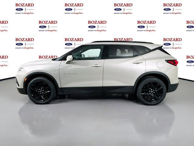 Used 2021 Chevrolet Blazer LT image 2