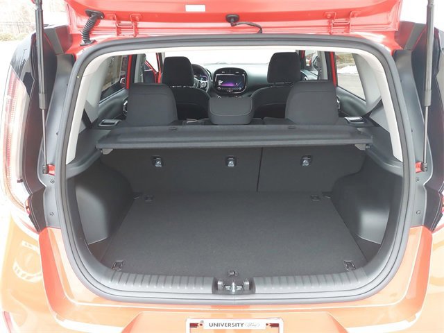 Used 2025 Kia Soul EX image 12