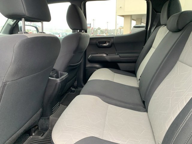 Used 2022 Toyota Tacoma TRD Sport image 12