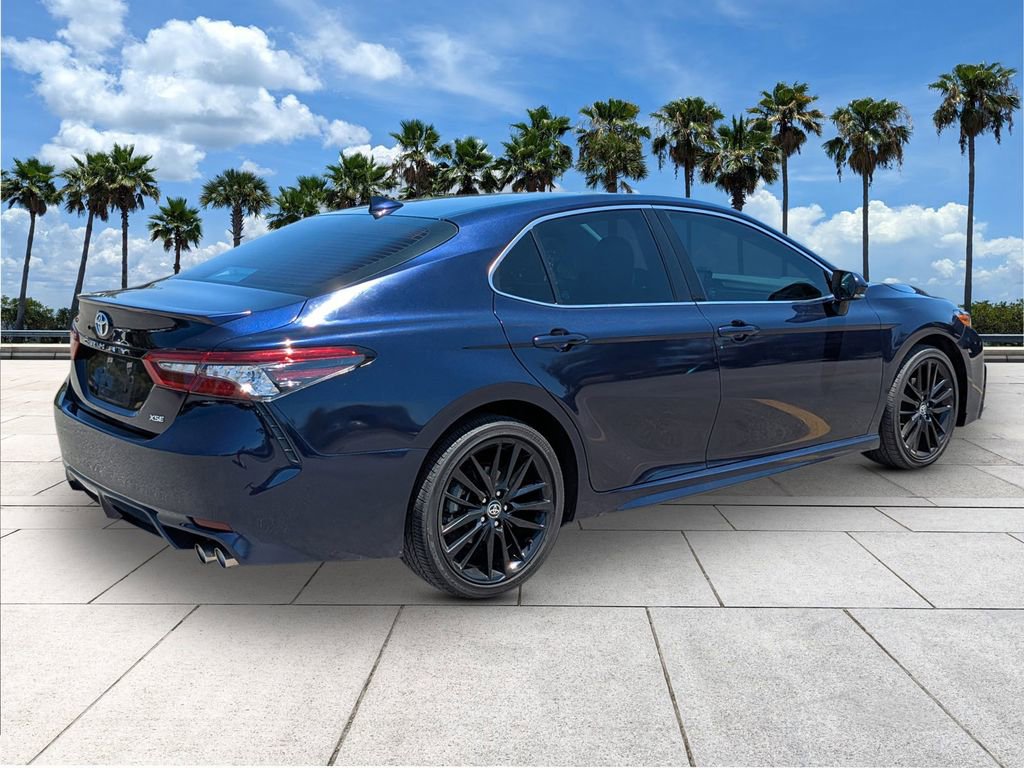 Used 2022 Toyota Camry XSE FWD image 7