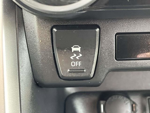 Used 2025 Toyota RAV4 XLE image 28