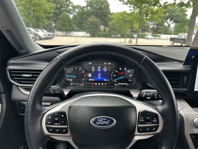 Certified 2023 Ford Explorer XLT w/ Equipment Group 202A AWD/4WD image 17