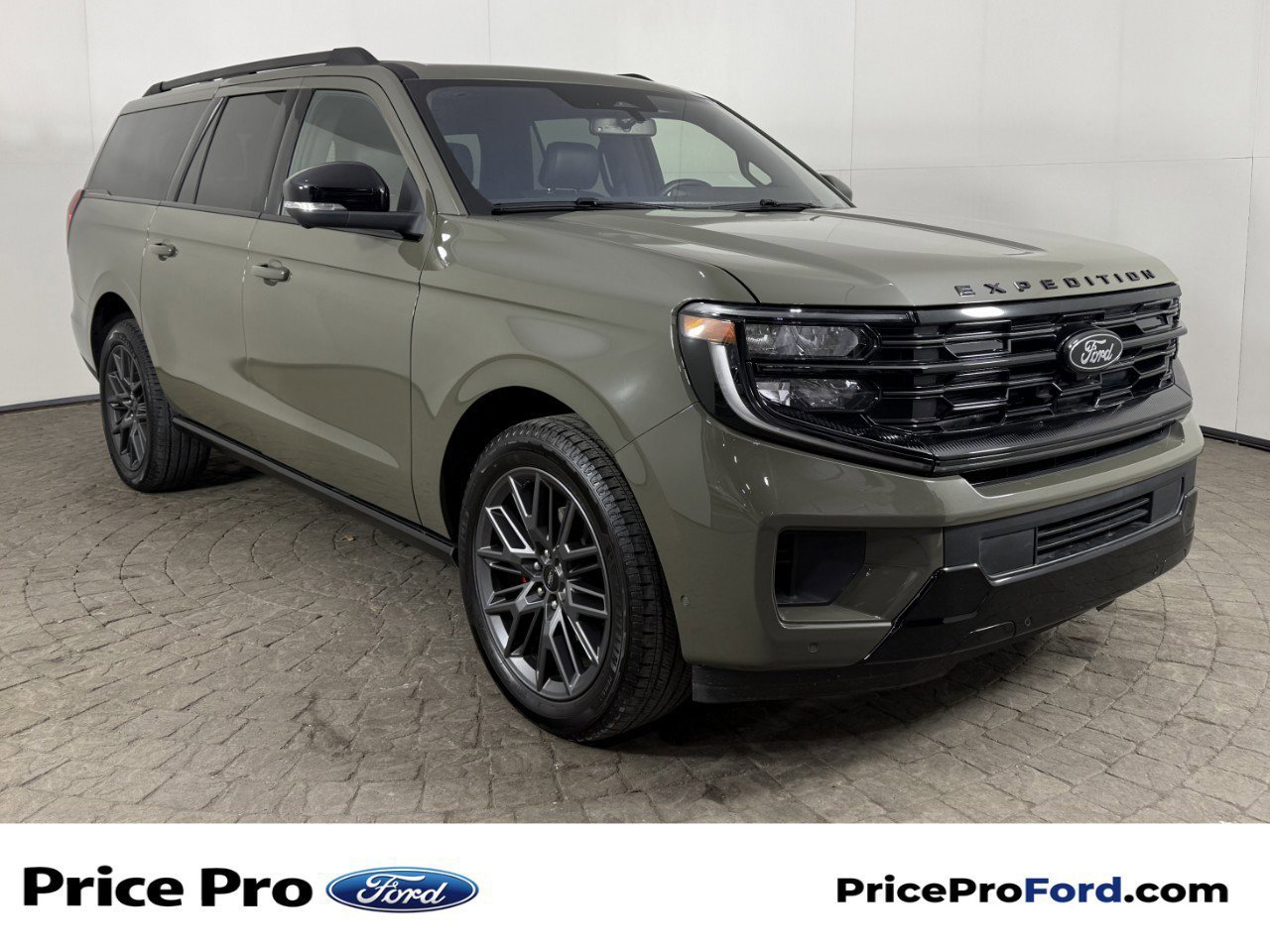 Certified 2025 Ford Expedition Max Platinum w/ Stealth Performance Package image 5