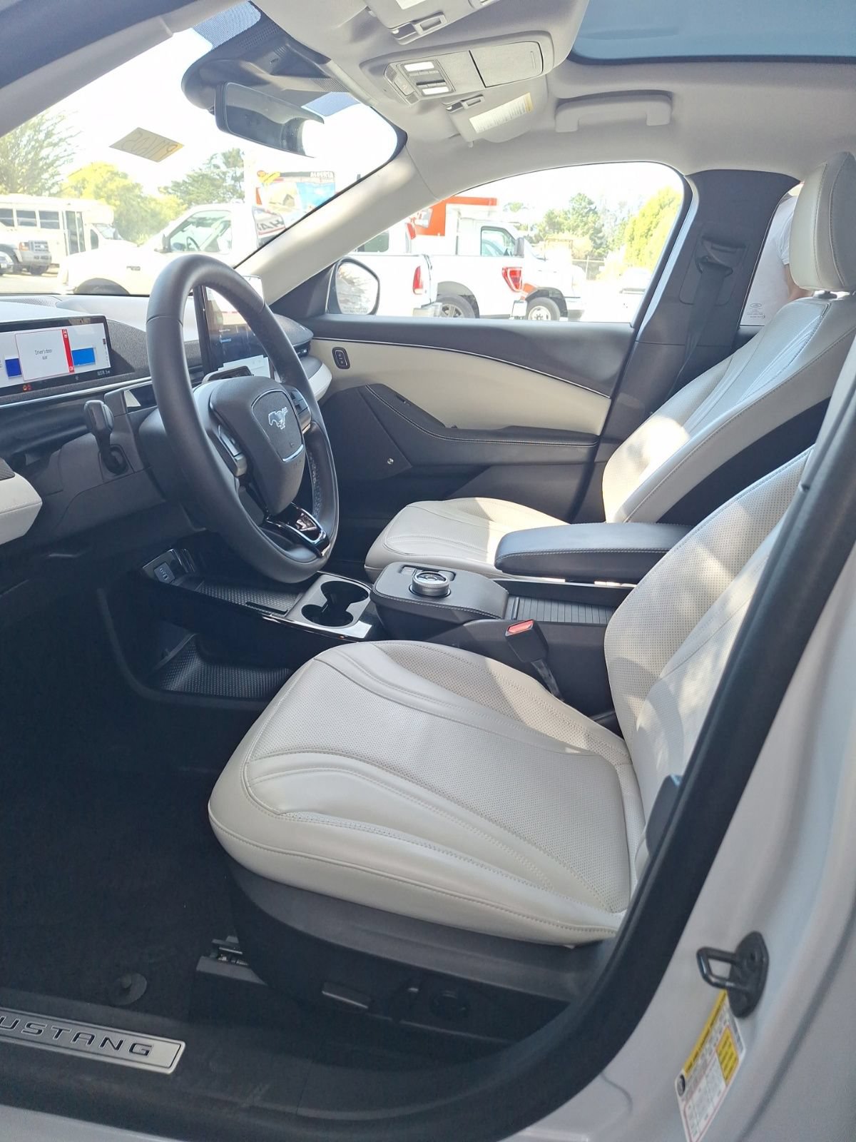 Certified 2023 Ford Mustang Mach-E Premium AWD/4WD image 11