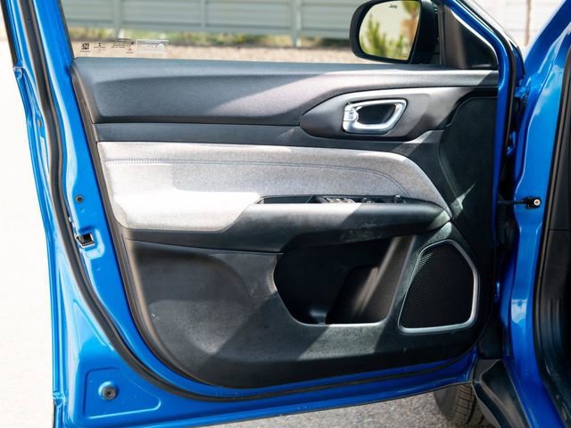 Used 2022 Jeep Compass Latitude image 17