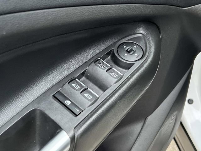 Certified 2017 Ford Escape Titanium w/ Equipment Group 301A image 18