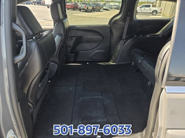 Used 2025 Chrysler Pacifica Select FWD image 11