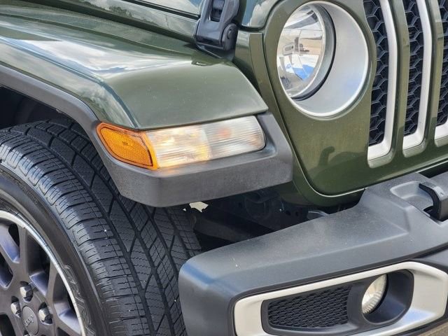 Used 2022 Jeep Gladiator Overland w/ Popular Equipment Package AWD/4WD image 9