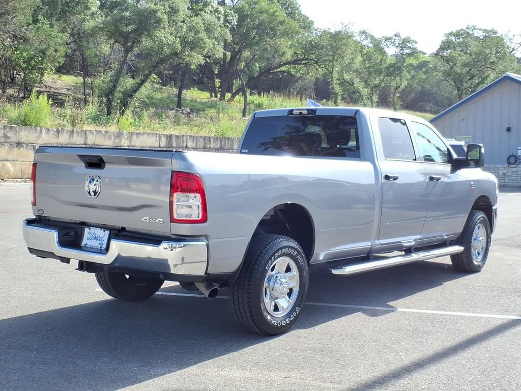 Used 2024 RAM 2500 Tradesman w/ Chrome Appearance Group AWD/4WD image 12
