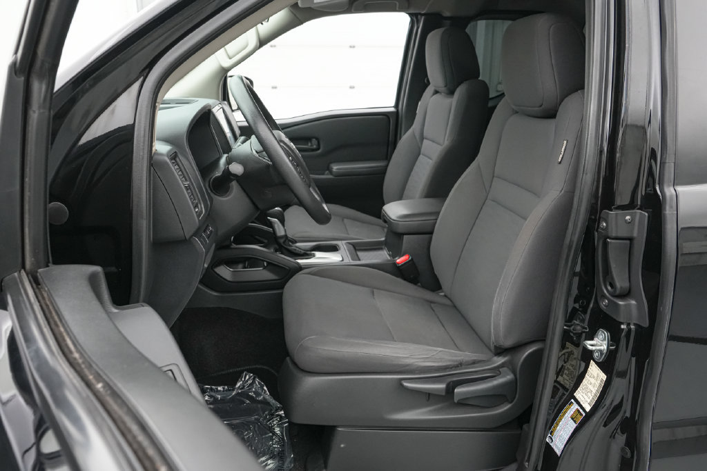 Used 2022 Nissan Frontier S RWD image 12