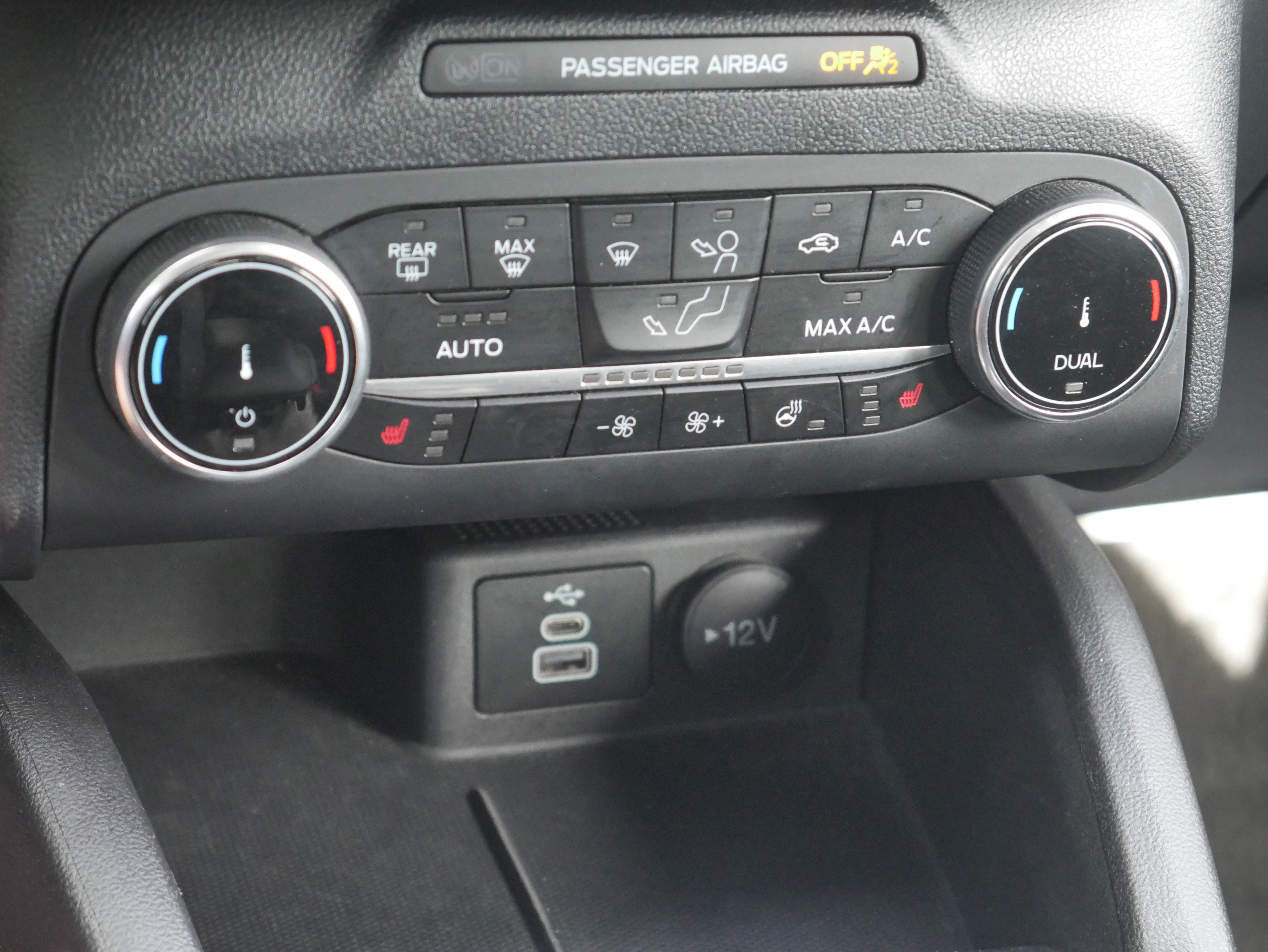 Certified 2025 Ford Escape Active AWD/4WD image 12