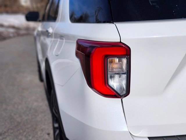 Certified 2021 Ford Explorer ST w/ Equipment Group 401A image 9