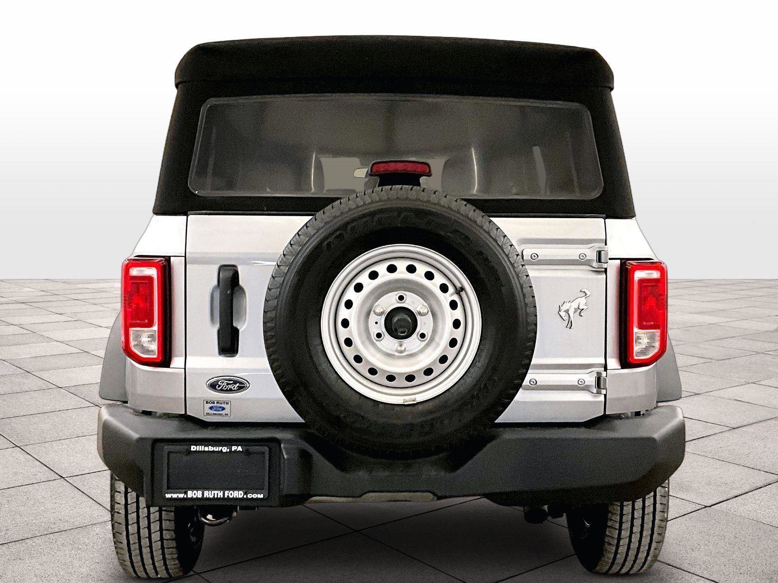 Certified 2023 Ford Bronco 4-Door image 4