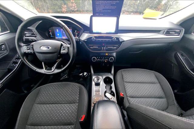 Certified 2025 Ford Escape Active w/ Cold Weather Package image 16