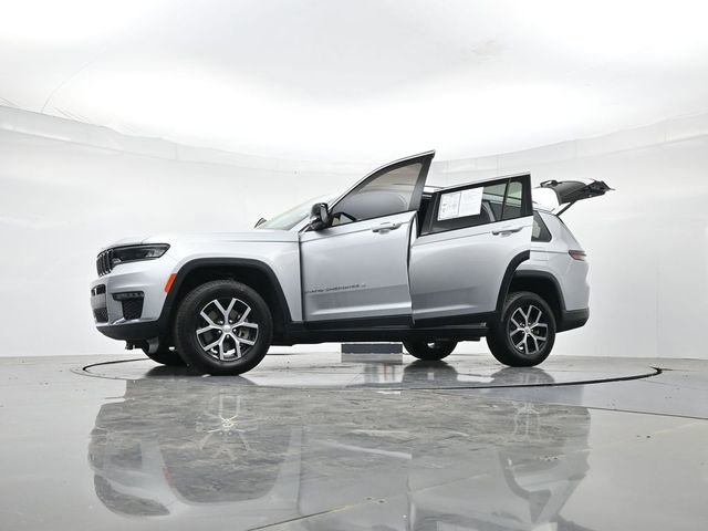 Used 2025 Jeep Grand Cherokee L Limited AWD/4WD image 54
